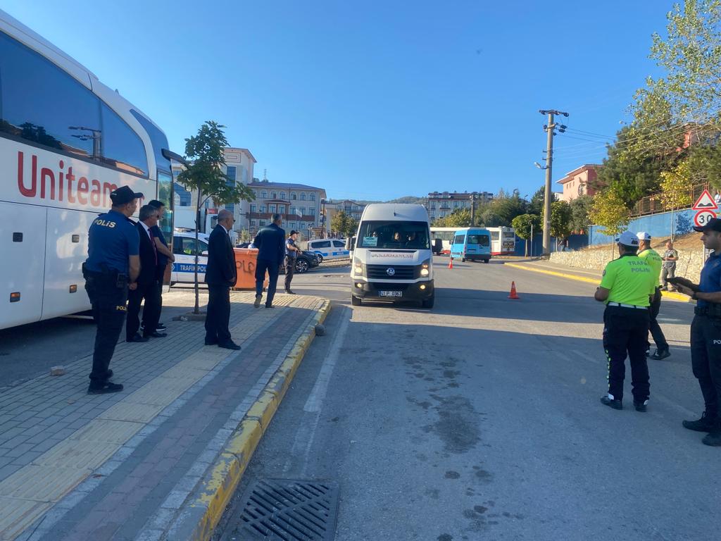 Servis Denetimlerine Kaymakamımız Sayın Osman Aslan CANBABA' da katıldı.