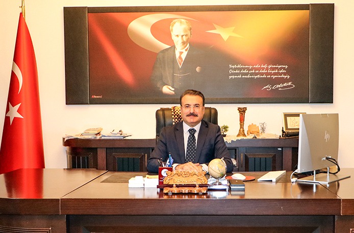 KAYMAKAMIMIZ SAYIN KEMAL İNAN'IN 23 NİSAN ULUSAL EGEMENLİK VE ÇOCUK BAYRAMI KUTLAMA MESAJI