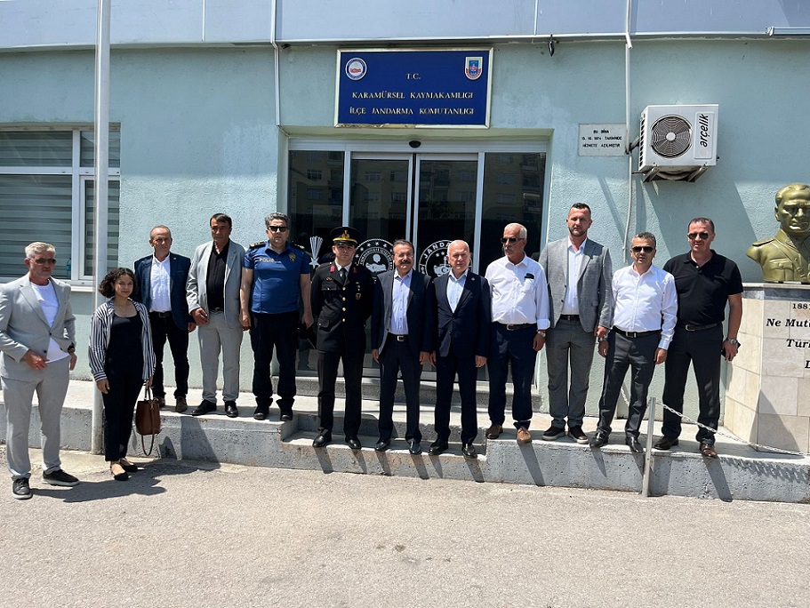 KAYMAKAMIMIZ SAYIN KEMAL İNAN KURBAN BAYRAMINDA KURUMLARIMIZI ZİYARET ETTİ.