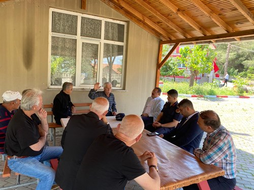 KAYMAKAMIMIZ SAYIN KEMAL İNAN OLUKLU MAHALLESİNİ ZİYARET ETTİ.